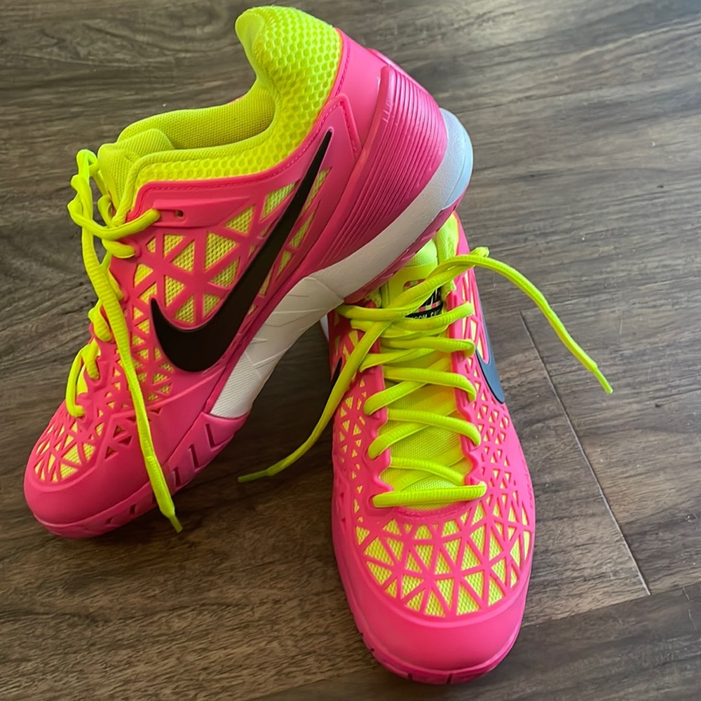 Nike Zoom Cage 2. Have only been worn once.